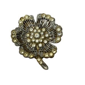 ✨ 3/$15 Vintage Little Nemo Flower Brooch